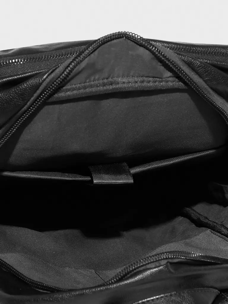 bfc15f0c-089c-495c-a033-a29536748d581692858670271FrontPouchBackpack-Black6.webp