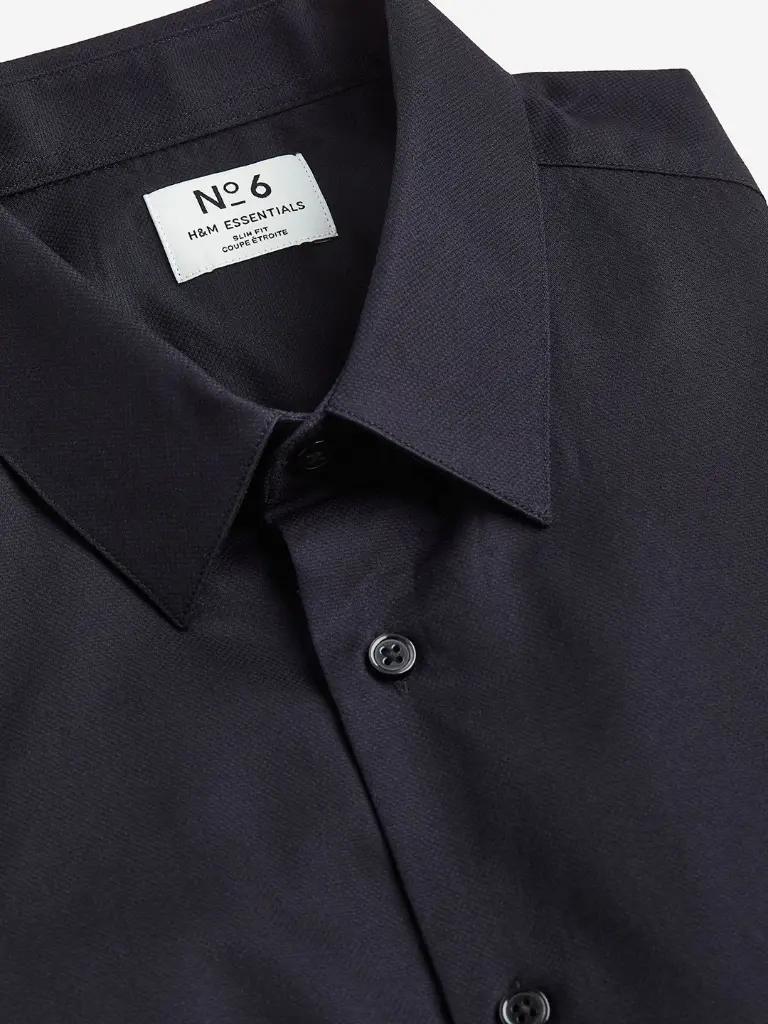 b12c9488-2756-4db7-9d3a-4d0b7d85a4cb1675925325487EssentialsNo6THESHIRT2.webp