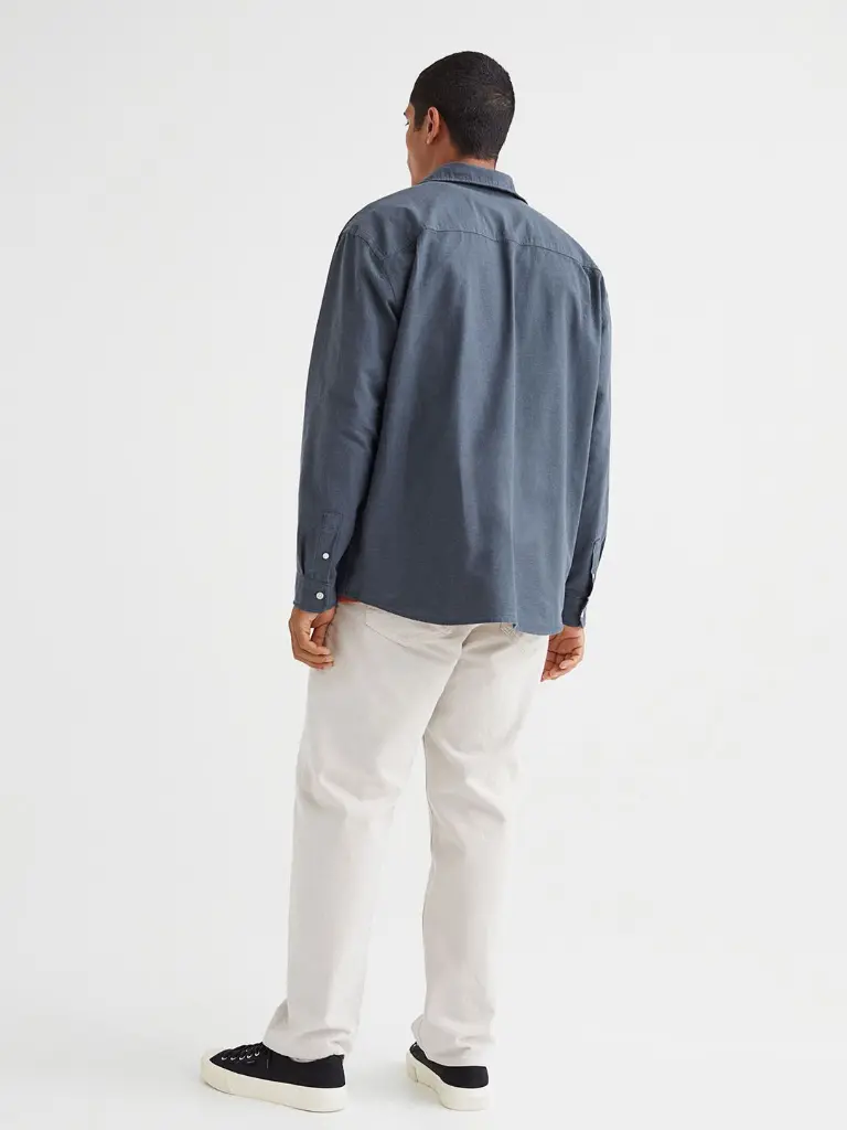 f387f0b4-3e8e-420e-9ee4-f015d3b5ca671664258810239RelaxedFitOxfordshirt4.webp