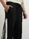 272e66c2-ce04-4b78-8b58-8c72e8aad6ce1719309436534NOBEROMenColorblockedBaggyJoggers7.webp