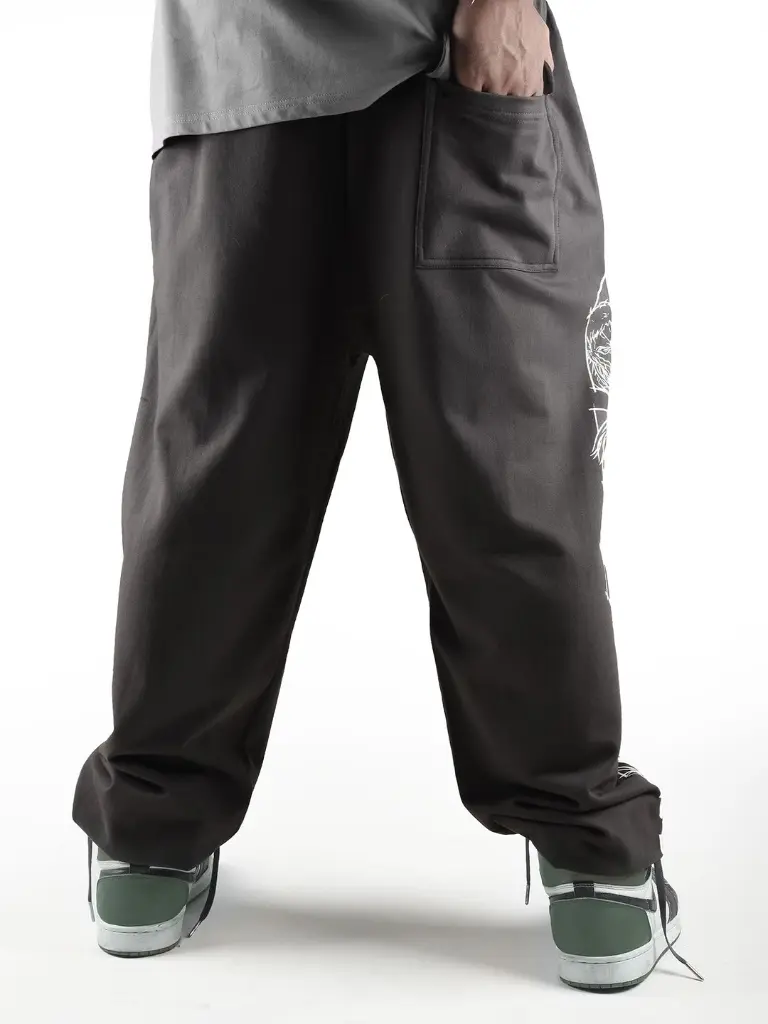 5a0ae4ff-cdd5-45ab-b2fe-935e04009dc71721324876965-COMICSENSE-Men-Printed-Relaxed-Fit-Cotton-Joggers-7011721324-4.webp