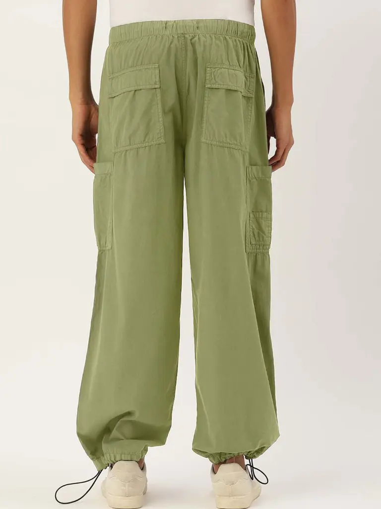64b42795-7831-4c64-b168-dd9dbf125dc31693459566692BeneKleedMenGreenLooseFitTrousers3.webp