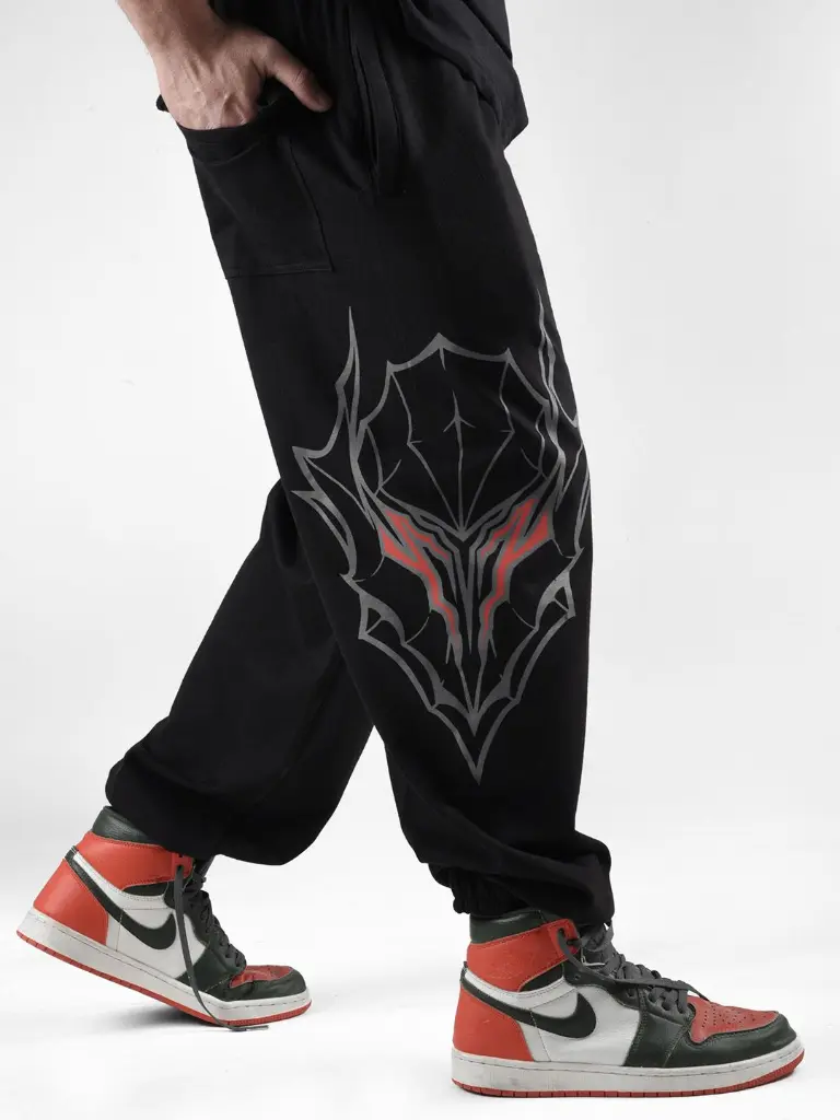 68da33d2-be56-4abf-ade0-cedc2bb9970e1709894716792-COMICSENSE-Men-Berserk-Cursed-Anime-Printed-Cotton-Baggy-Fit-1.webp
