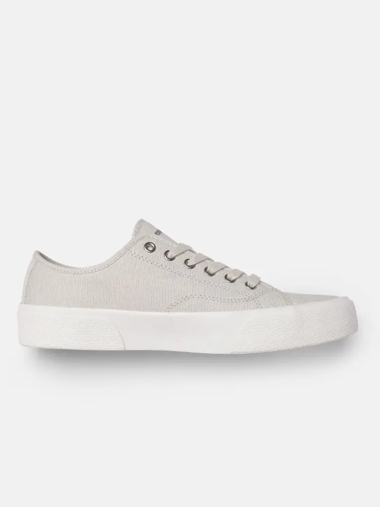 f67a3f99-f990-4ec5-be58-080cfc507bf21675161957492-Tommy-Hilfiger-Men-Beige-Sneakers-4431675161956987-2.webp