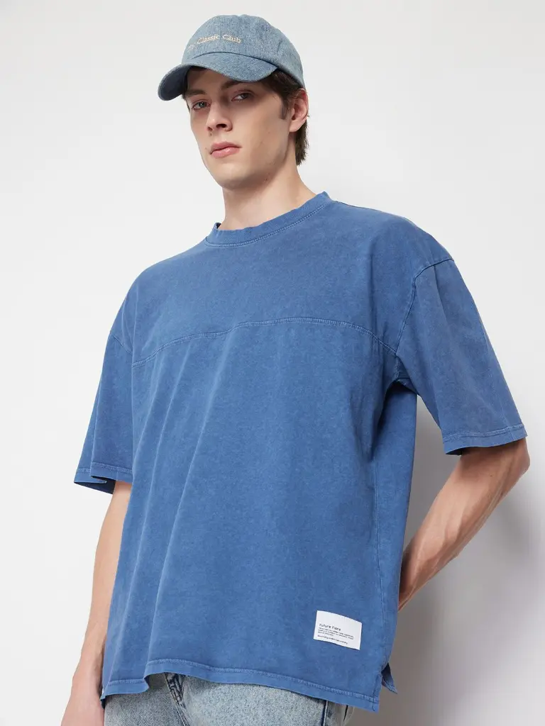 94bb2d10-7021-4f18-b032-1557a0b2e4e11708495734892TrendyolMenHighNeckPocketsT-shirt4.webp