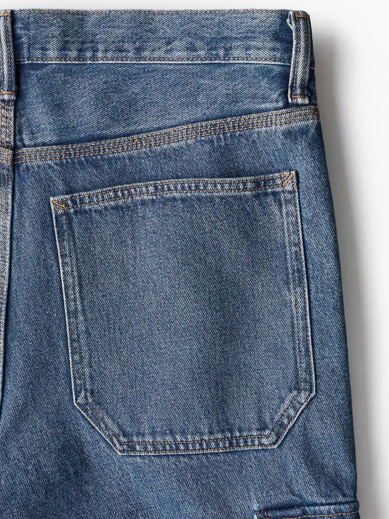 c3f5bfde-2643-4834-9438-a3d68916c26a1720611031803BaggyCargoJeans2.webp