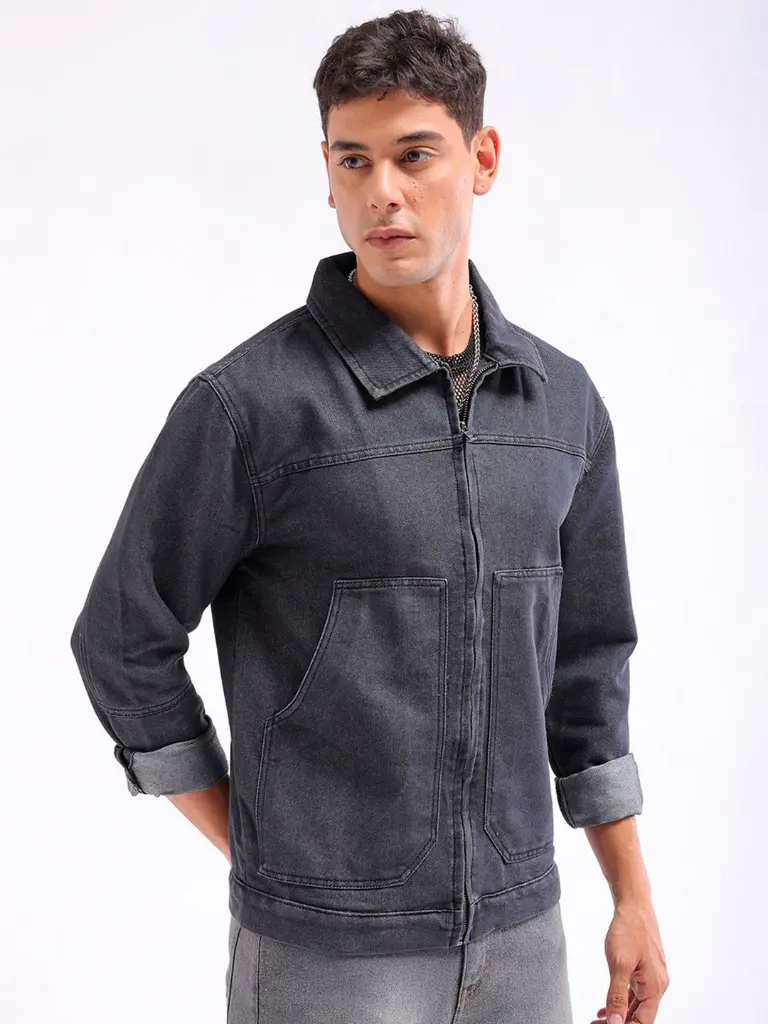 5b9ef65f-f259-4bb3-878c-8d955df6f27a1716781647828TheIndianGarageCoMenWashedCheckedLonglineDenimJacketwithPatc3.webp