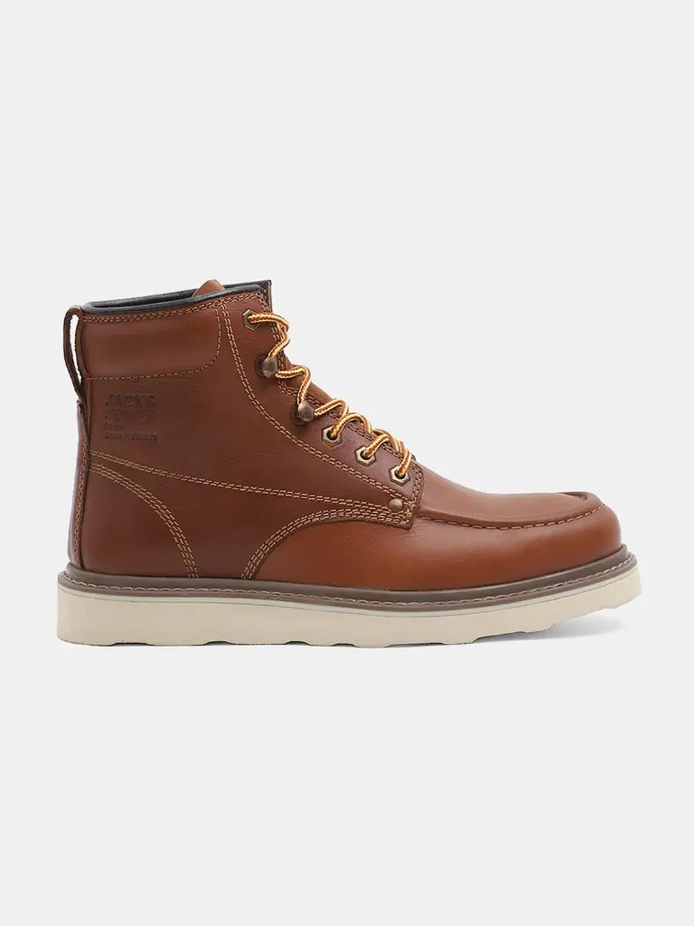 ec42ed7c-f84e-4e53-add0-79a8126987be1692973079850JACKJONESBrownPremiumLeatherBoots3.webp