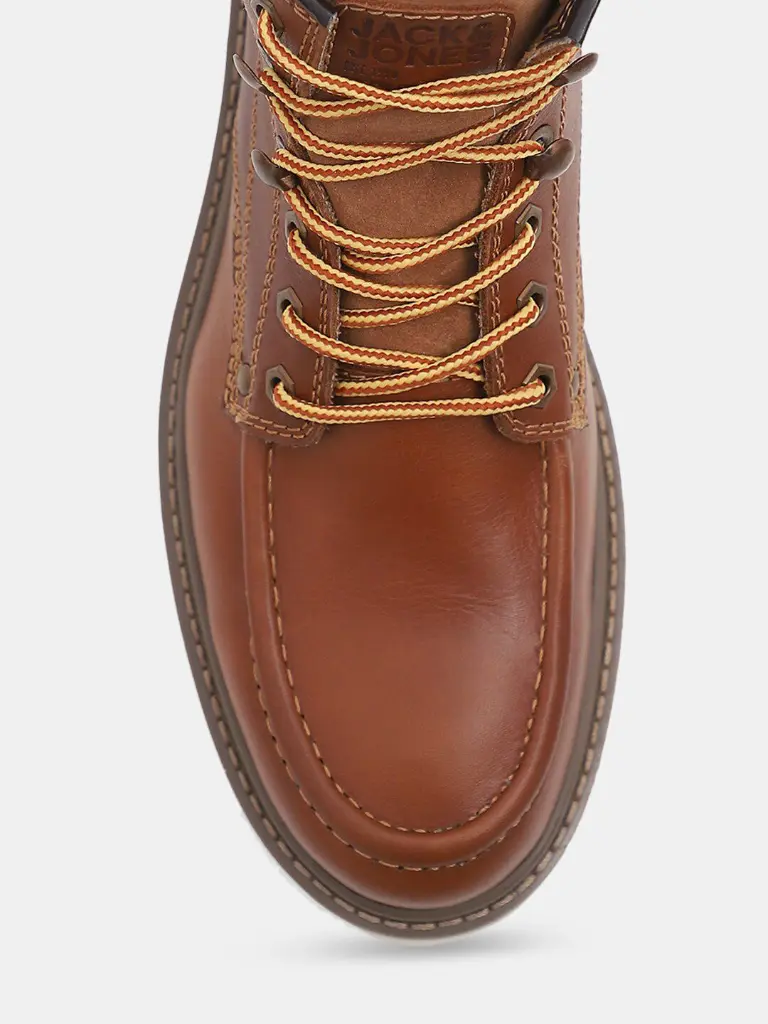 a2571a79-a05d-4959-9df0-500d2666f1841692973079808JACKJONESBrownPremiumLeatherBoots5.webp