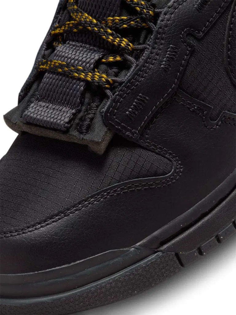 eaacea6e-687e-41f5-9ab1-4e62ba65026a1698900536276-Nike-Men-Air-Dunk-Low-Jumbo-Sneakers-8641698900536050-11.webp