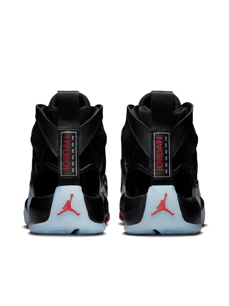 693afa50-71df-4bdf-a0c5-aaf70df456021702461227851NikeMenJumpmanTwoTreyMid-TopLeatherBasketballShoes4.webp