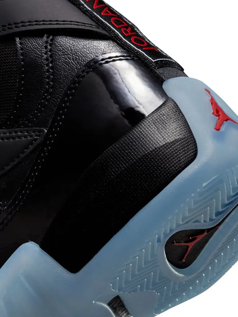 a1753920-b78e-4005-8c1c-f8e88e1a0b3c1702461227833NikeMenJumpmanTwoTreyMid-TopLeatherBasketballShoes12.webp