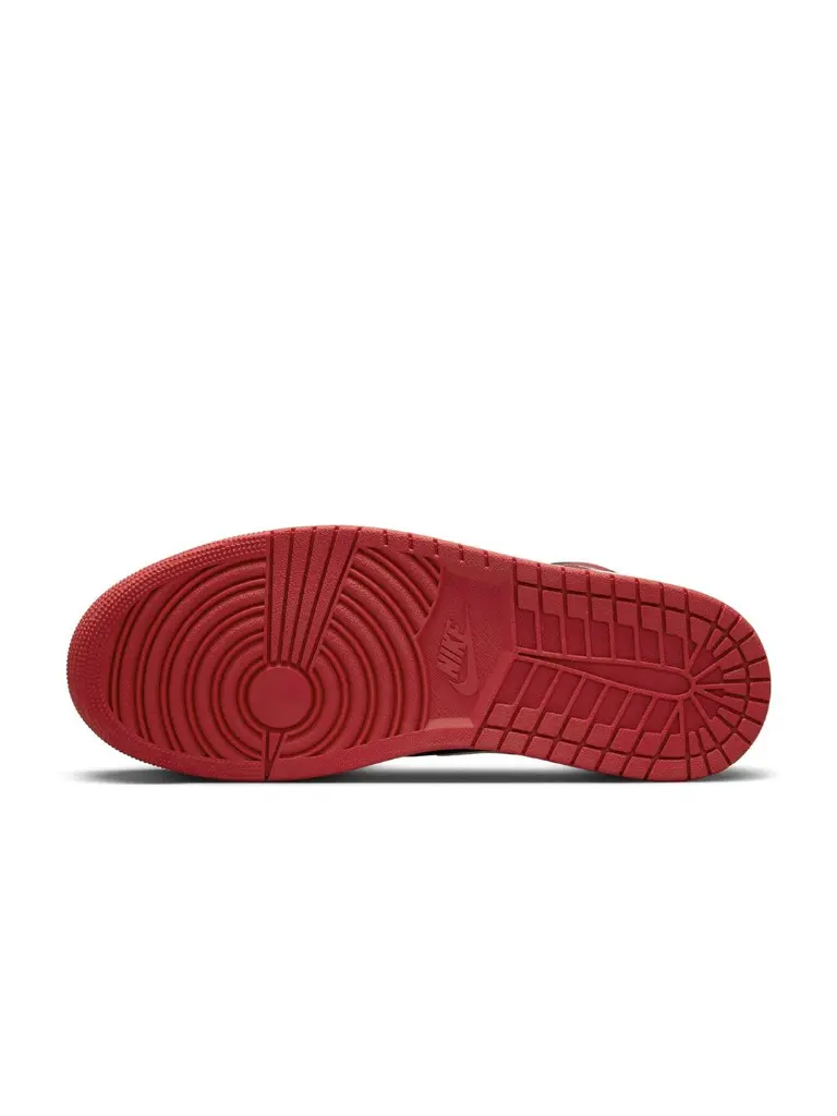 0fc7f0e9-3b69-4616-a208-85281712a96f1717240579487NikeAirJordan1MidMensShoes7.webp