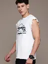 3196b080-de8c-470d-a137-b542be36c7581724144018587-Roadster-Men-Tshirts-8811724144018132-3.webp