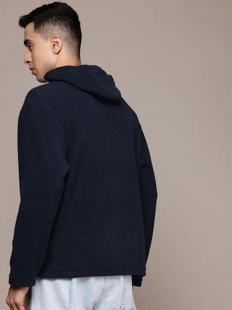 e2609e00-fe7f-4558-9a19-ccff2576c4b51731303557983-Roadster-Men-Sweatshirts-8401731303557538-4.webp