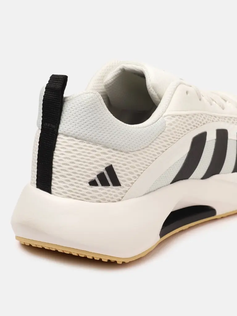 e7bb7ffa-318d-4c12-8ddf-babcd5361f321710912744273-ADIDAS-Men-Sports-Shoes-1201710912743971-4.webp