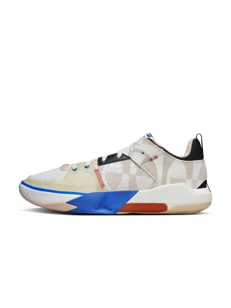 7c16d66b-4e7b-45c2-a450-97513748c3891717520454206JordanOneTake5Quai54PFBasketballShoes5.webp