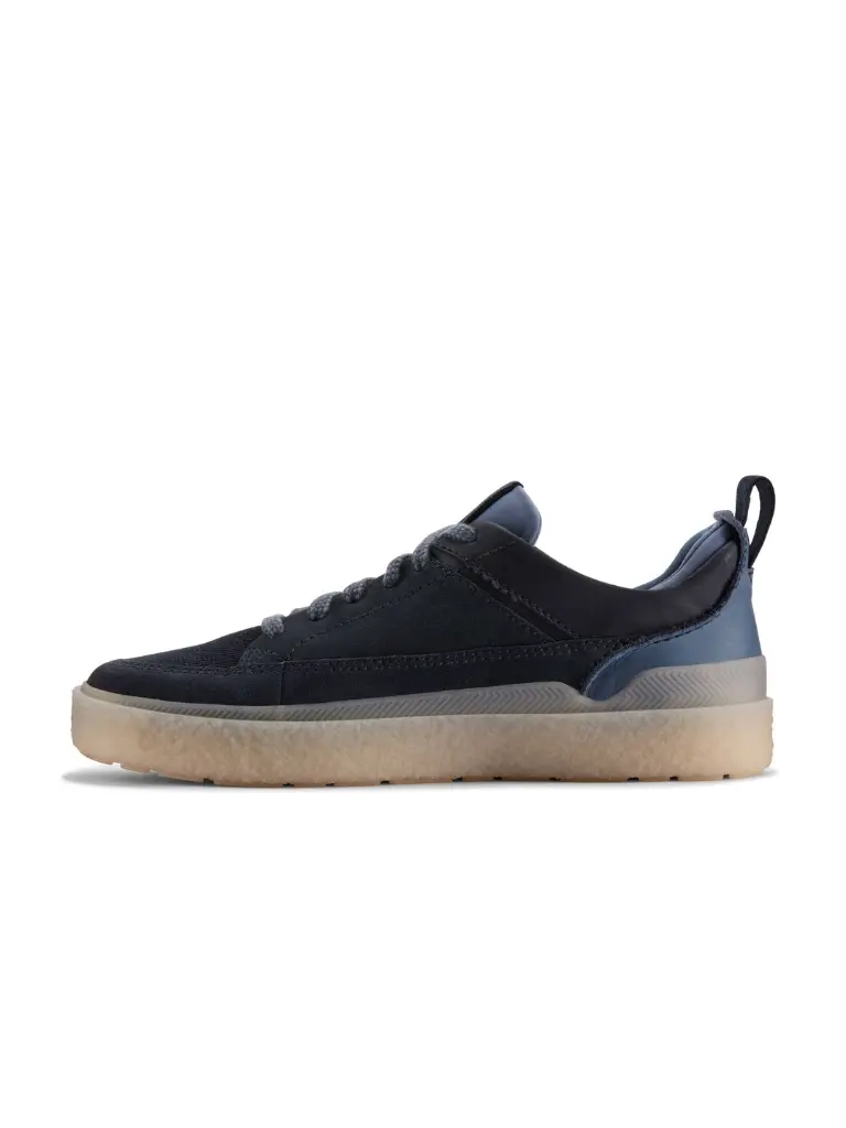 ff794fdb-9009-4967-ba4c-38cc576217081709006317052ClarksMenColourblockedSuedeBrogues4.webp
