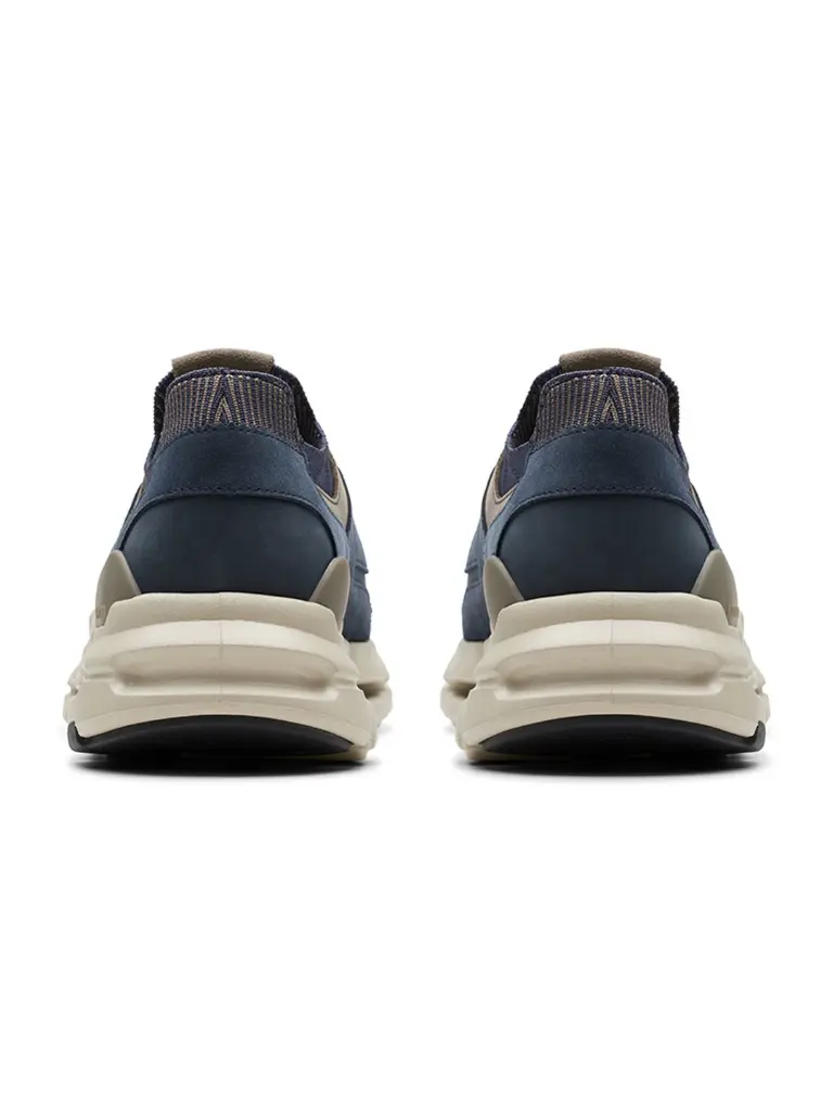 e892d37a-b323-4b15-9936-4978aaba5e211707715434035ClarksMenNubuckSneakers7.webp