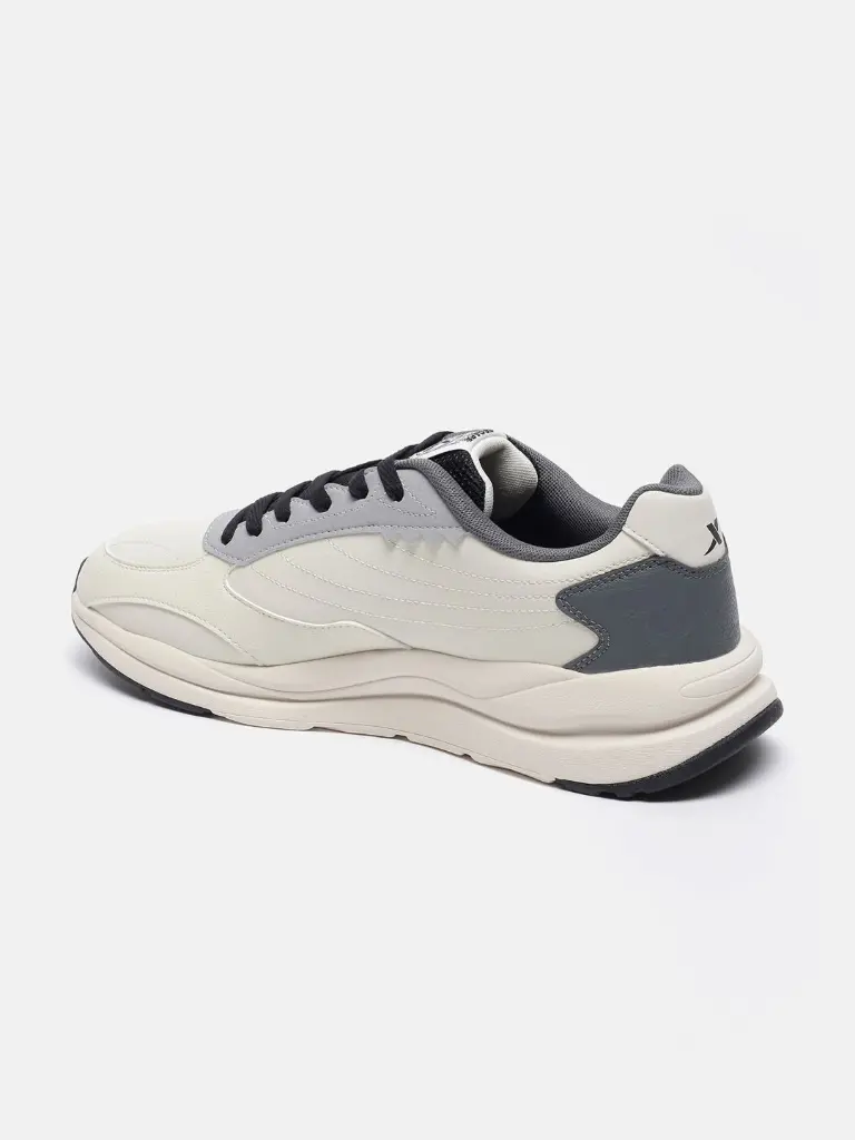 c68ada58-4c8e-428d-9b81-ca841156e1e31699529082750XtepMenWhiteColourblockedSneakers3.webp