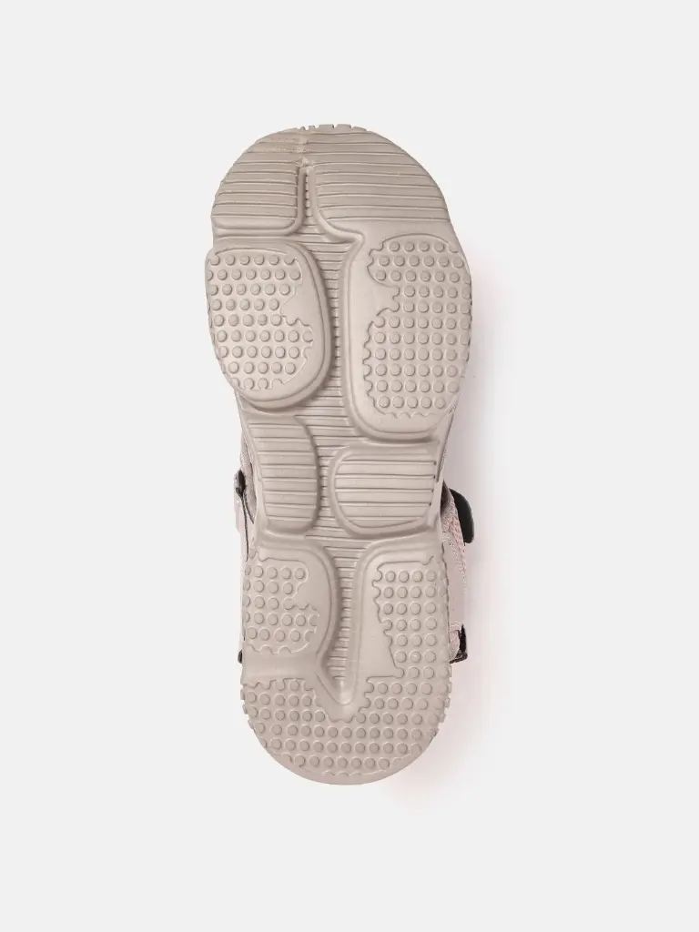 710e449e-2b92-4d36-880f-acbfbbec34391695029878991-HRX-by-Hrithik-Roshan-Men-Sports-Sandals-7091695029878931-3.webp