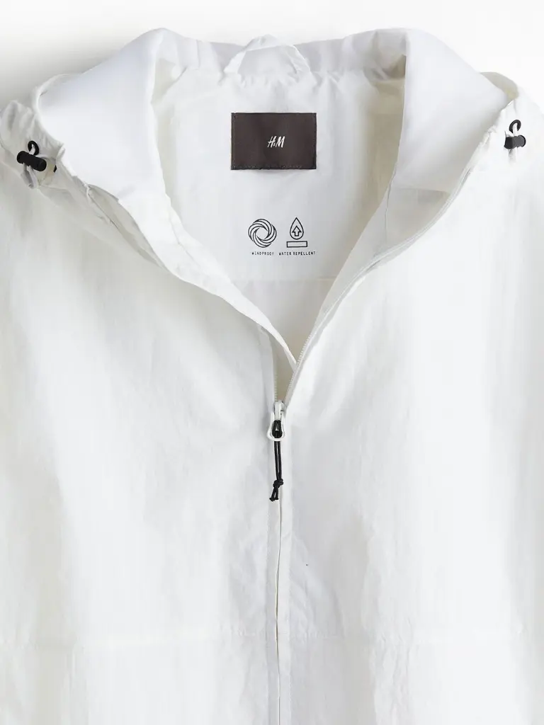 af35fff9-01b8-4f0a-9bbe-e192fe20ebc41719636683758HMLongSleevesWindbreaker2.webp