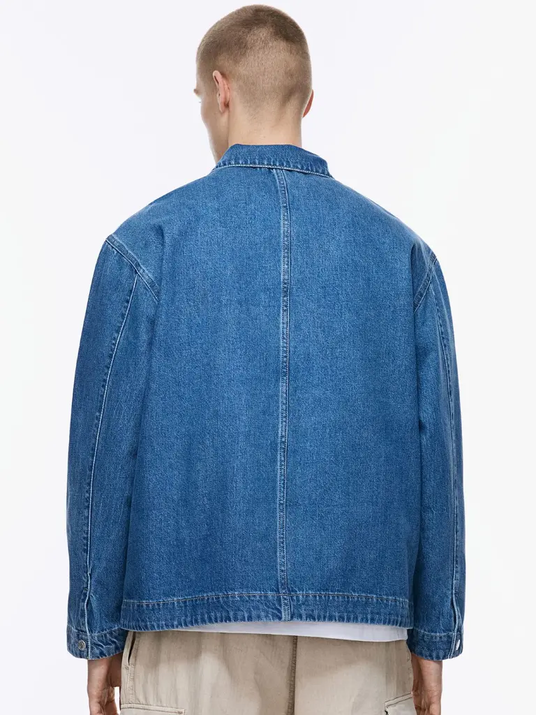 93075123-5824-4901-98e0-6b0ce2e4f9931705487185981HMDenimOvershirt4.webp