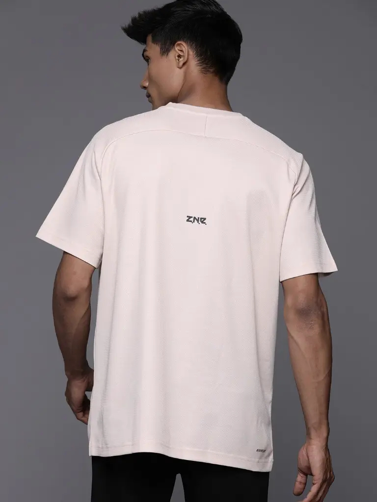 192dcc0e-1671-42f4-9f59-a18e1b6c8c1b1713769124865-ADIDAS-Men-Tshirts-8411713769124439-5.webp