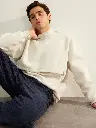 efaab749-871a-4685-b5a6-5870d2f1d9c91701673737190TrendyolMenSweatshirt1.webp