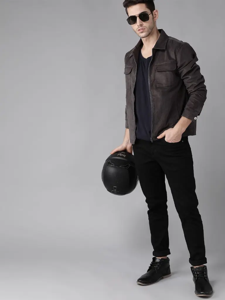 7cd37b15-50cf-4278-893a-6285c8a9dfad1602757704840-Roadster-Men-Jackets-2991602757698531-5.webp