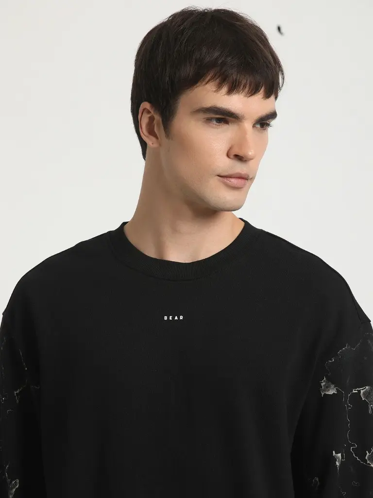 583ff026-8d7f-47f4-9672-b8ea587b7eeb1700132510776-THE-BEAR-HOUSE-Men-Black-Sweatshirt-8201700132510566-6.webp