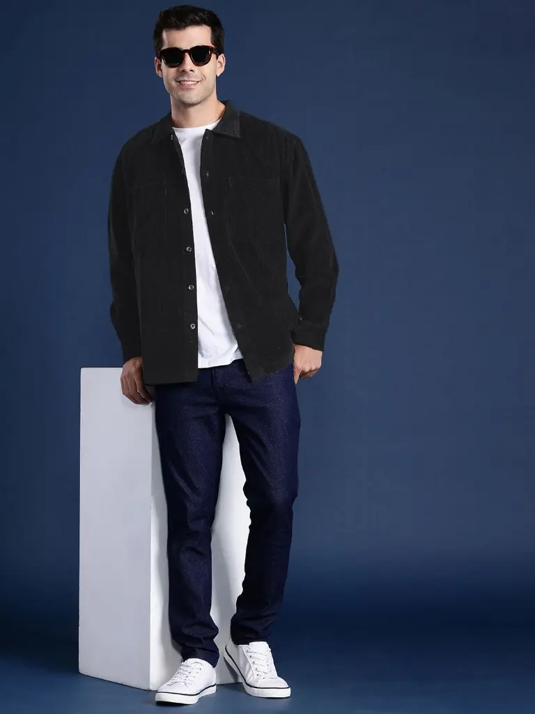 3bc7ad21-4915-43ee-8a9c-b6a44b58406e1700802441728-Mens-Black-Corduroy-Oversize-Shirt-6421700802441328-6.webp