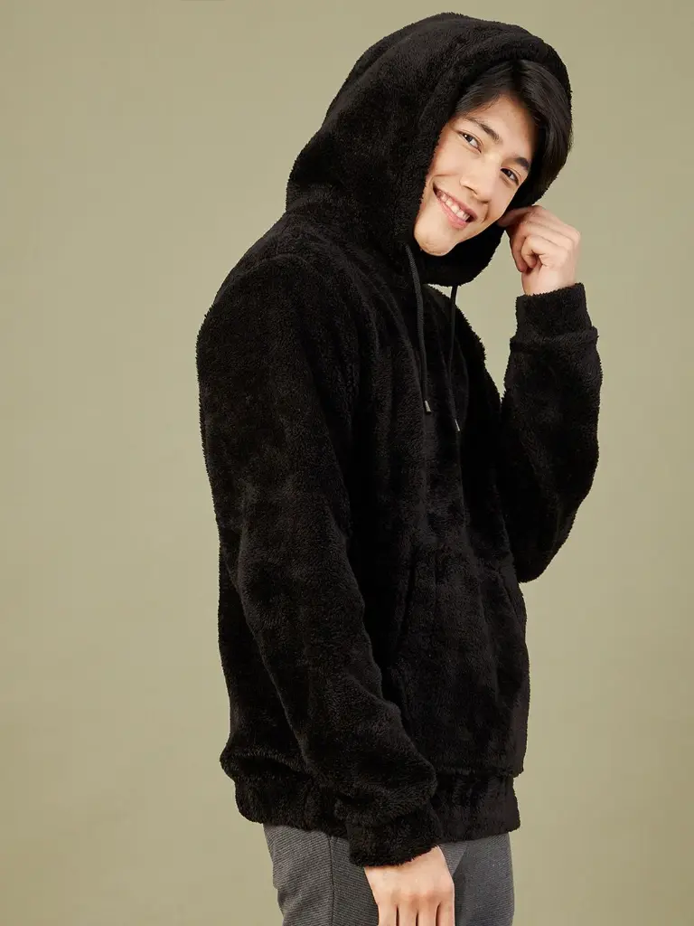 627d3f37-4665-4211-8c32-42320dd172b91667661235226Sweatshirts3.webp