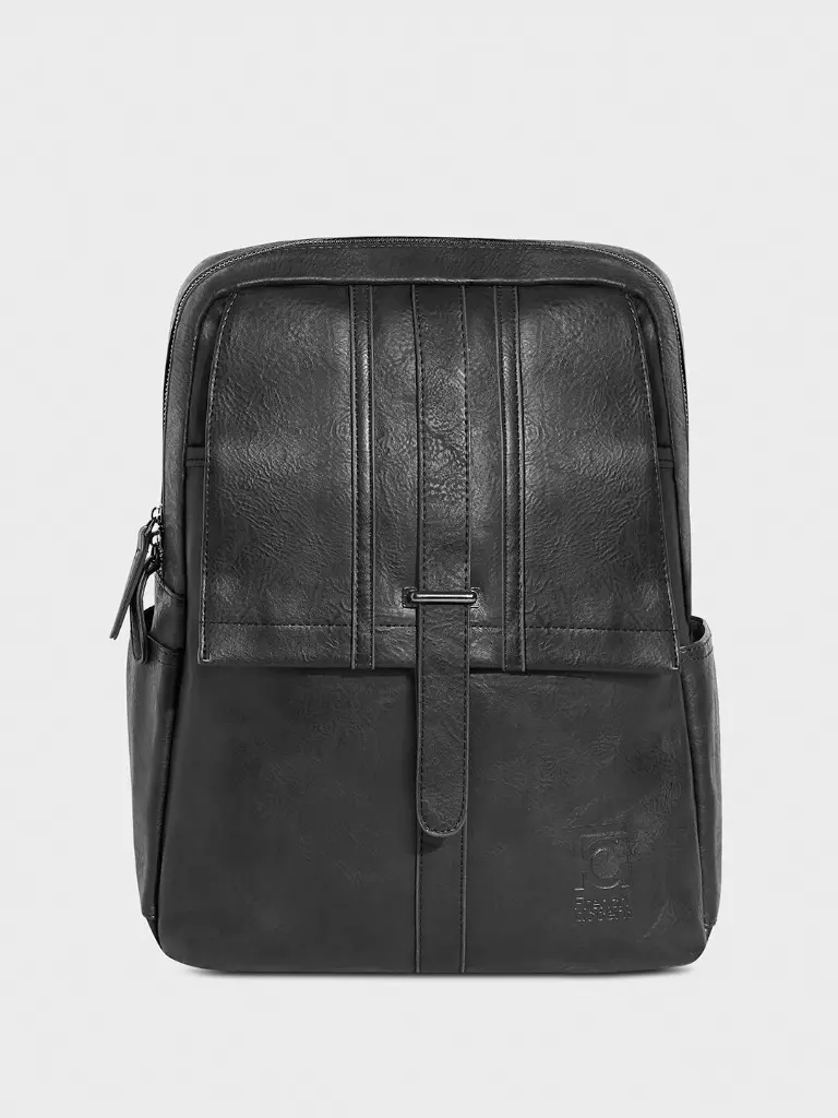 81c660b0-7b45-4d83-9514-5e07cce1088d1692888834811FrenchAccentMenBlackBackpack2.webp