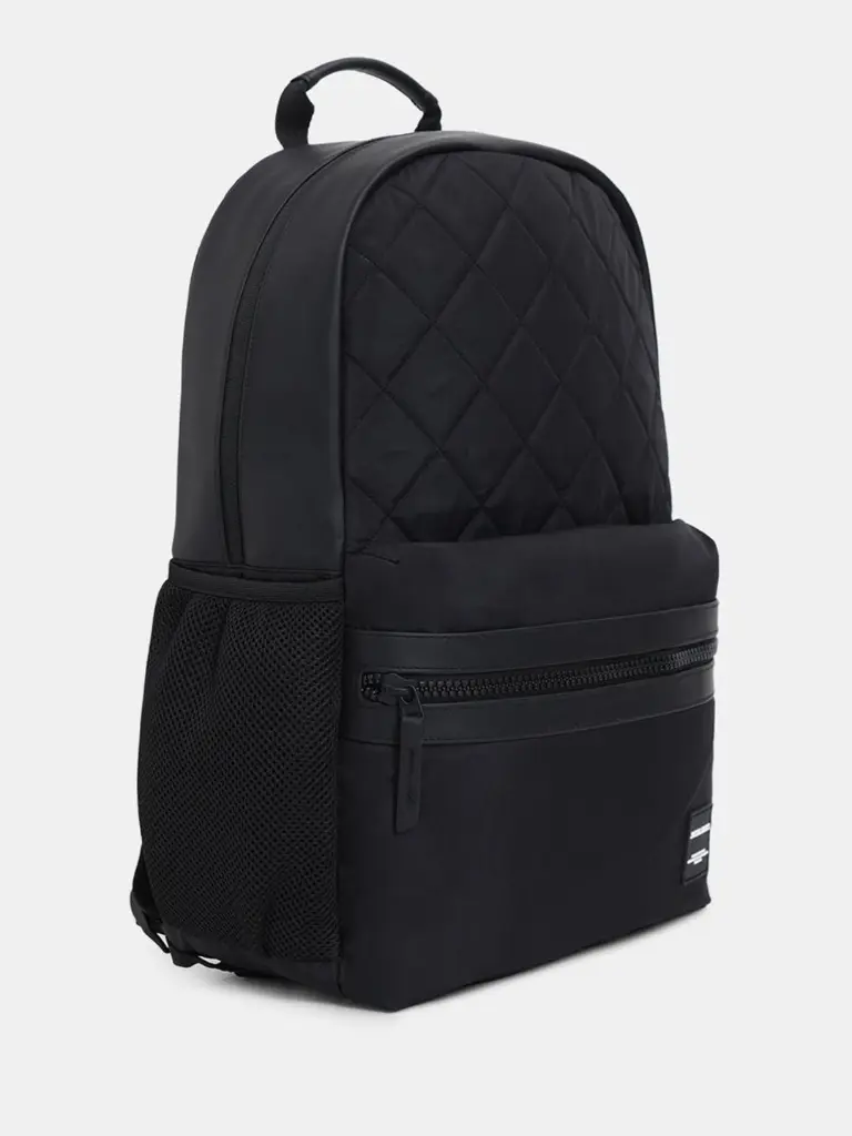 c9d950c7-8a6a-4464-9bcb-3ac9d7a47a1a1721301117486JackJonesMenBackpack2.webp