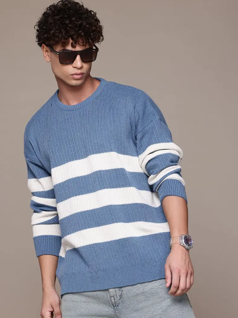 affd3fb4-8bff-4269-8a29-205ef3bb19fc1728541477594-The-Roadster-Lifestyle-Co-Striped-Pullover-1981728541477106-3.webp