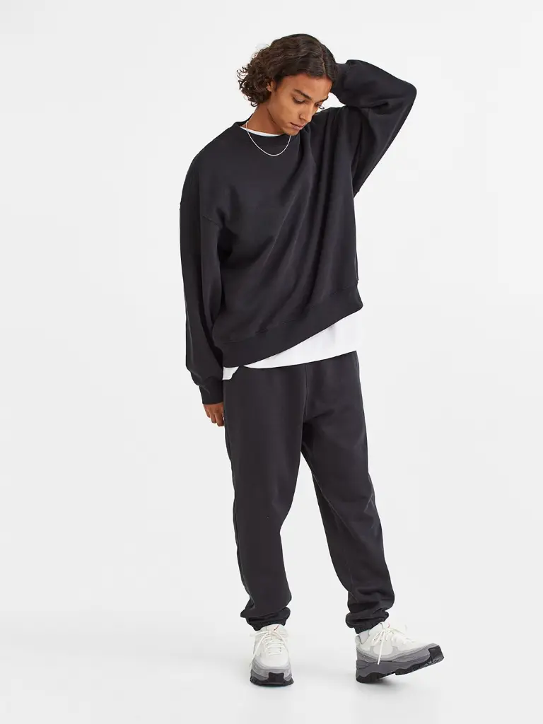 93e6a58a-3368-48ca-a9b9-ee06b7885e9f1664257408563OversizedFitCottonsweatshirt5.webp