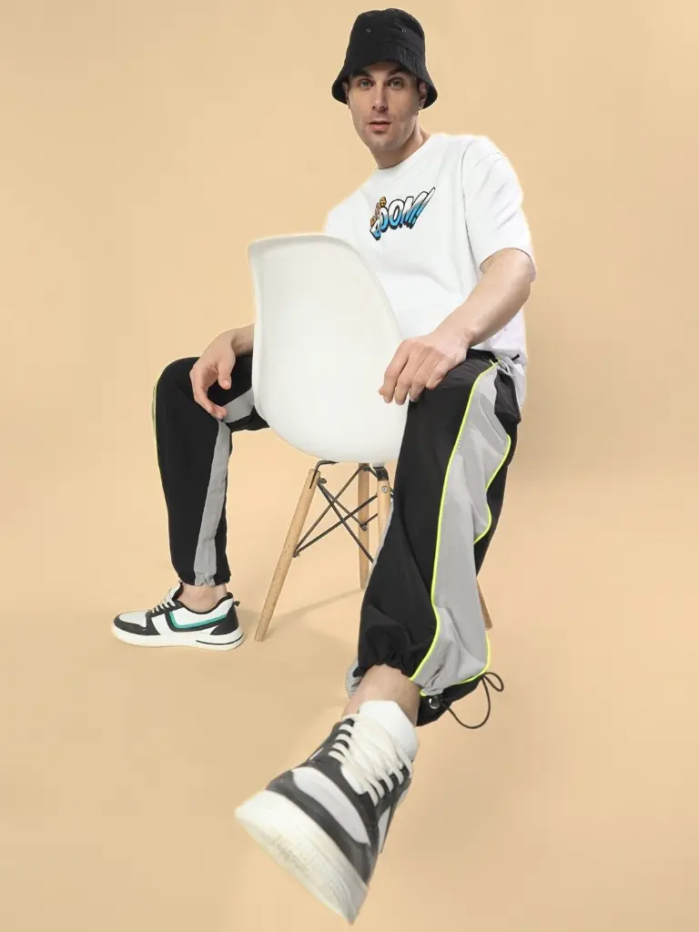 09cdc70b-88a6-416e-b4f0-e2c6df0c32791715040544983WEARDUDSMenRelaxedLooseFitJoggersTrousers6.webp