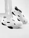 d0c8102c-ad2b-4dcb-baf9-0bb18ce3dc761713880990046FlipFlops1.webp
