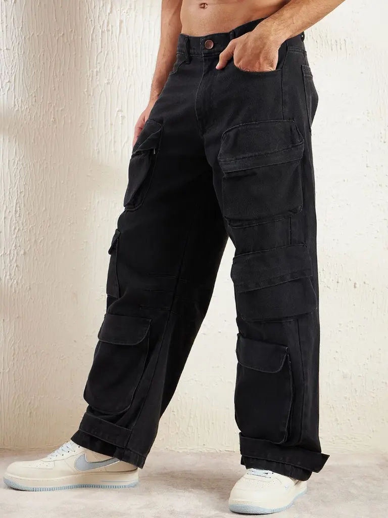 c31542c7-8d66-455c-b765-4f049532c3651700715015005FUGAZEEMenBlackSuperRelaxedFitJeans2.webp