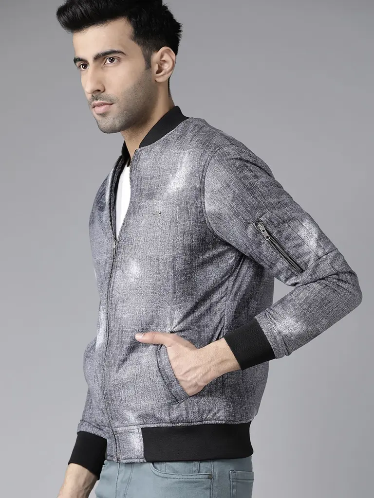 bbd664fc-290a-4bd9-a8fb-8744d81d7db61605862228352-Roadster-Men-Jackets-31605862225767-3.webp
