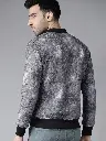 9afaebe4-fb5f-462f-858a-b4a4fac02e7d1605862228297-Roadster-Men-Jackets-31605862225767-4.webp