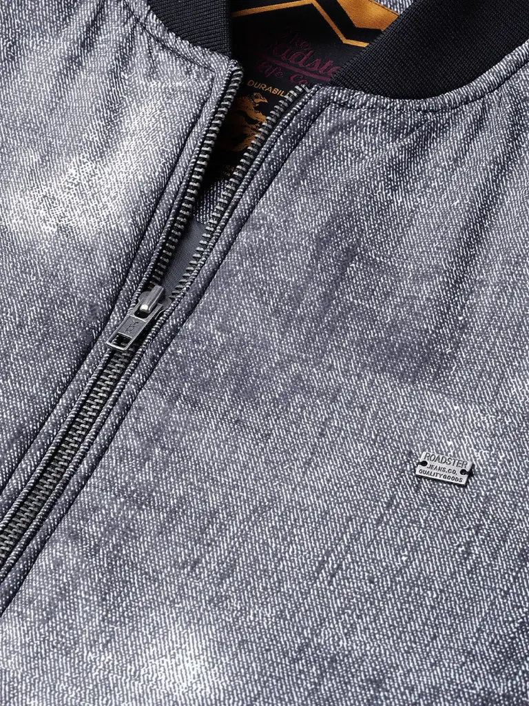 a6efb2a1-0979-460e-b890-9e0857e62d6b1605862228400-Roadster-Men-Jackets-31605862225767-2.webp