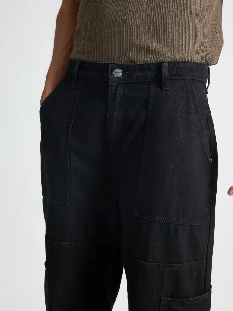 83045863-f15f-4a0e-aeec-6105729031a71714480995917Jeans6.webp