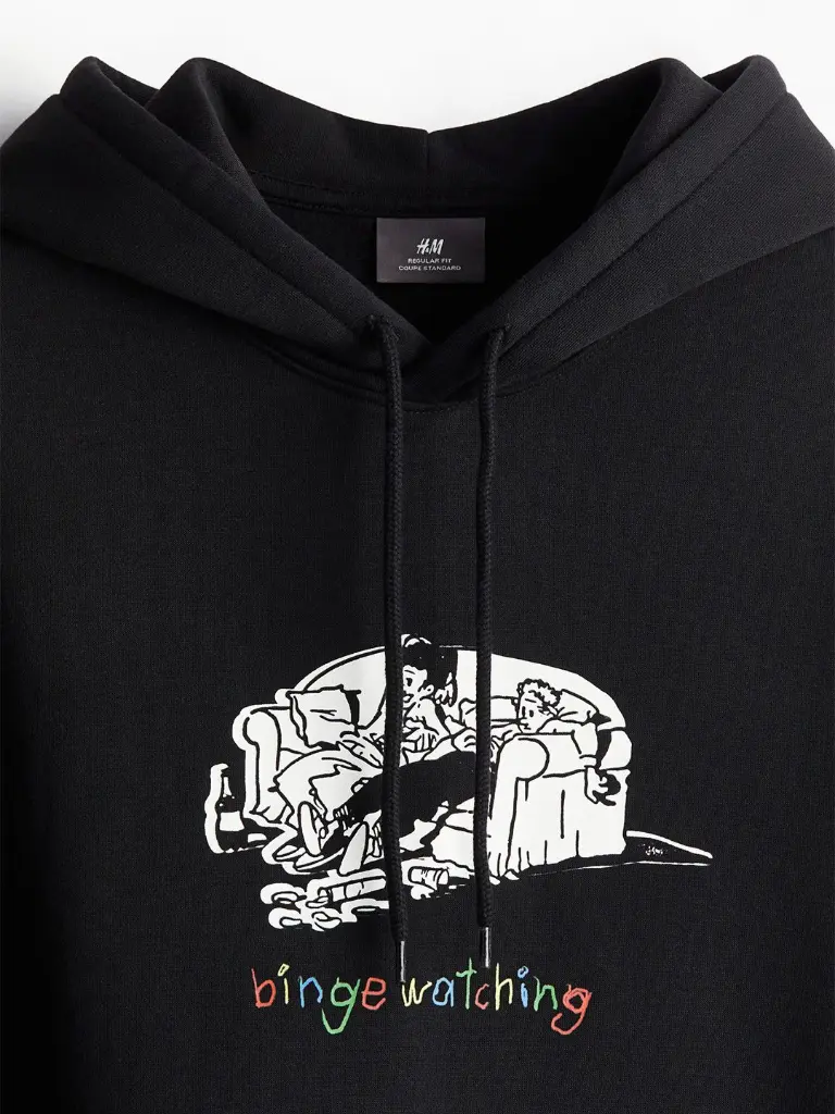 b499f83d-3f53-4a88-ba8f-8939cc286ed11720488112905HMPrintedHoodie2.webp