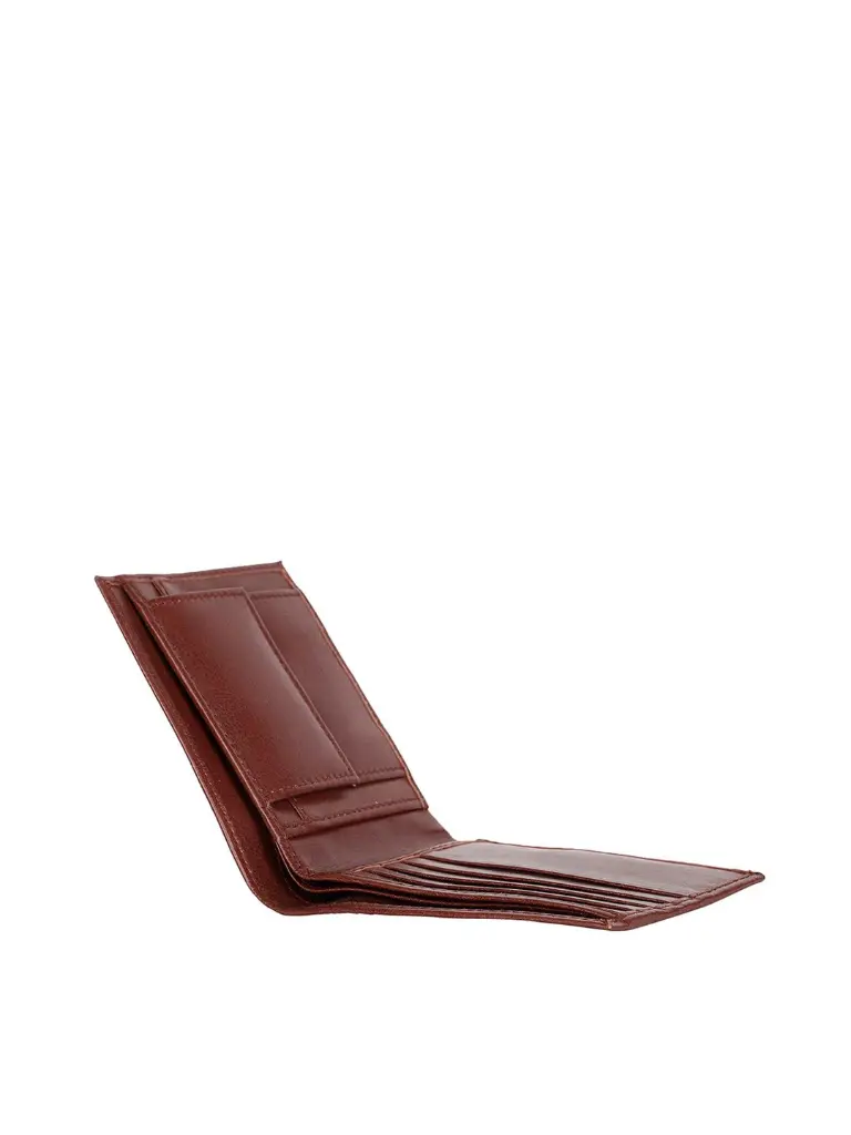 53b9c3a4-4697-4cfb-866b-122fca96f9461680382899166Wallets5.webp