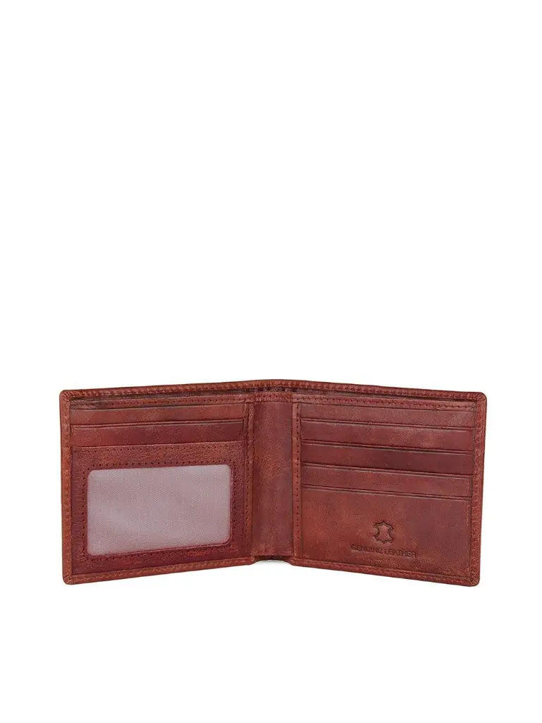 d08ffc19-bdd9-4798-b163-d0103409eb031685448102857ProvogueMenMaroonTexturedLeatherTwoFoldWallet3.webp