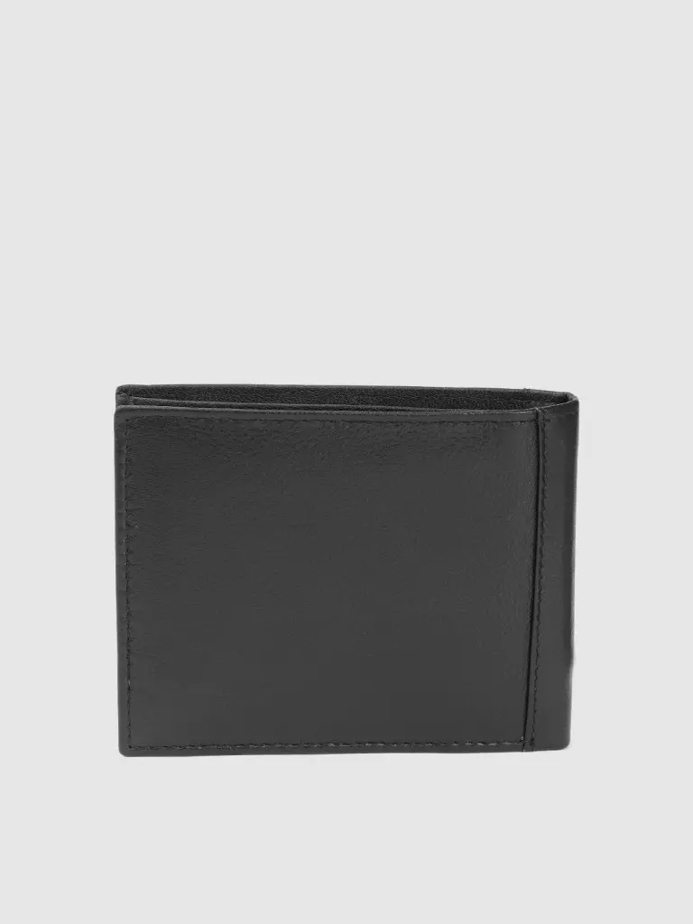 a68cfc83-745d-4f52-a816-bb2d95de79f31678425320289-Woodland-Men-Wallets-7511678425319858-2.webp