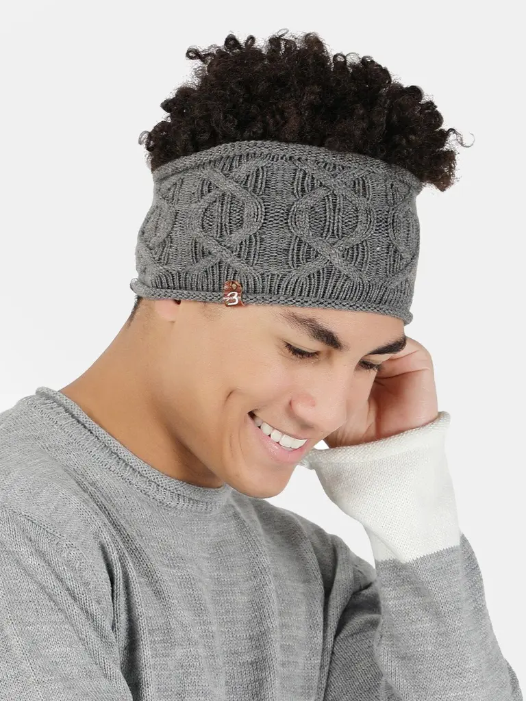 33225f7c-b2cb-45bd-8d13-8924093582d81671203756332BharatasyaMenGreyBeanie5.webp