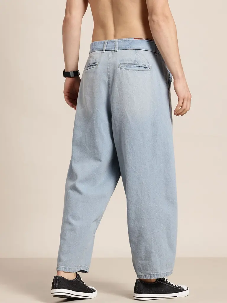 1ced6288-73d4-44c6-92b5-144d58d8e2861723027580425-HERENOW-Men-Jeans-5721723027579370-3.webp